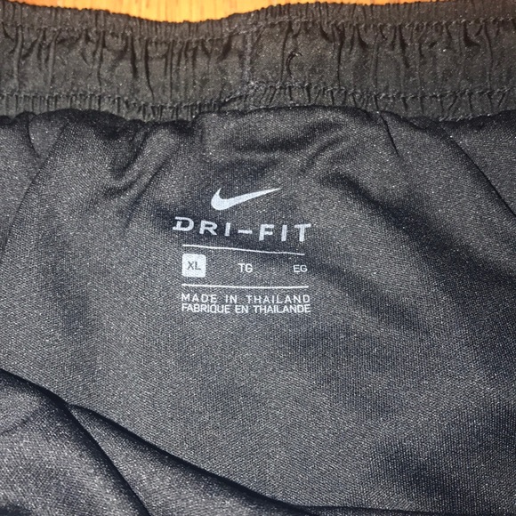 Black Nike dri-fit shorts - Picture 3 of 3